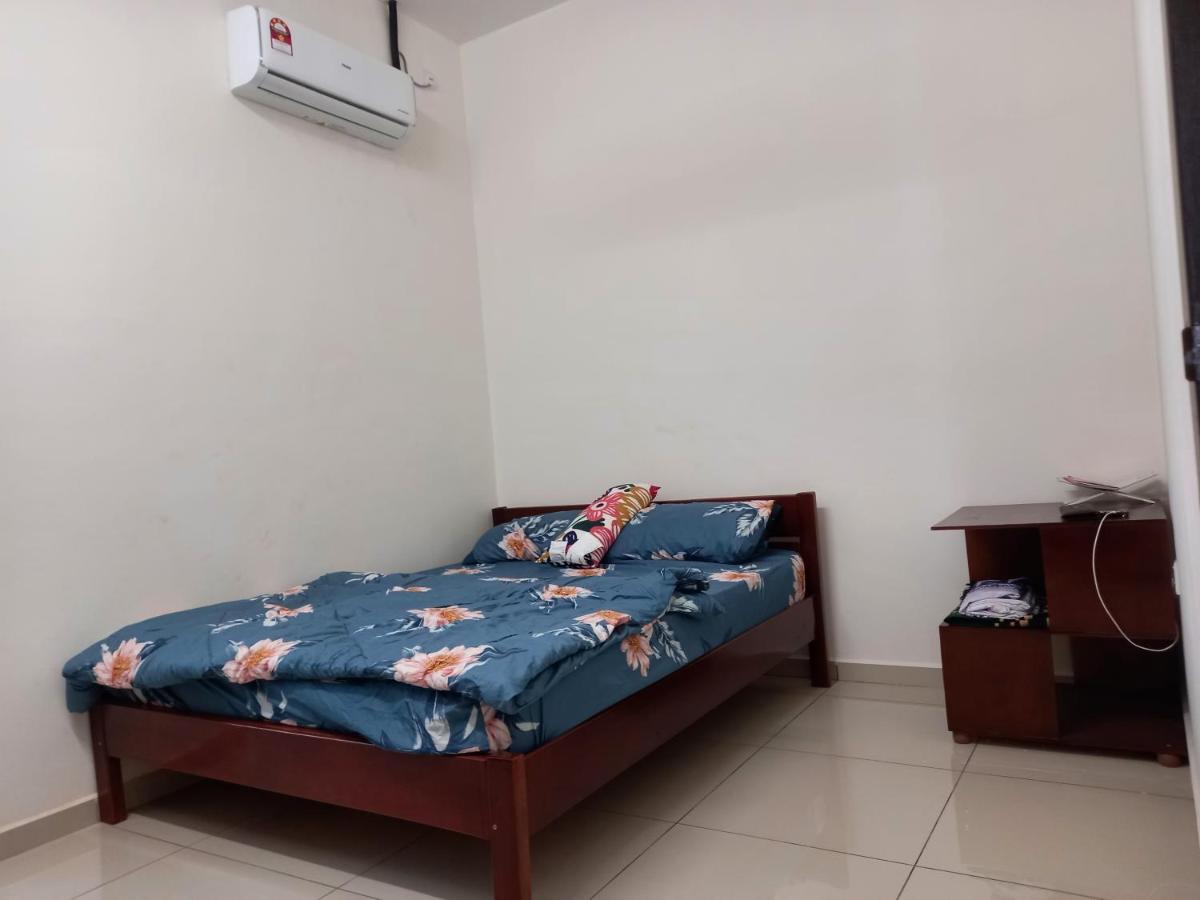 Homestay Zaki D'Gerik Esterno foto